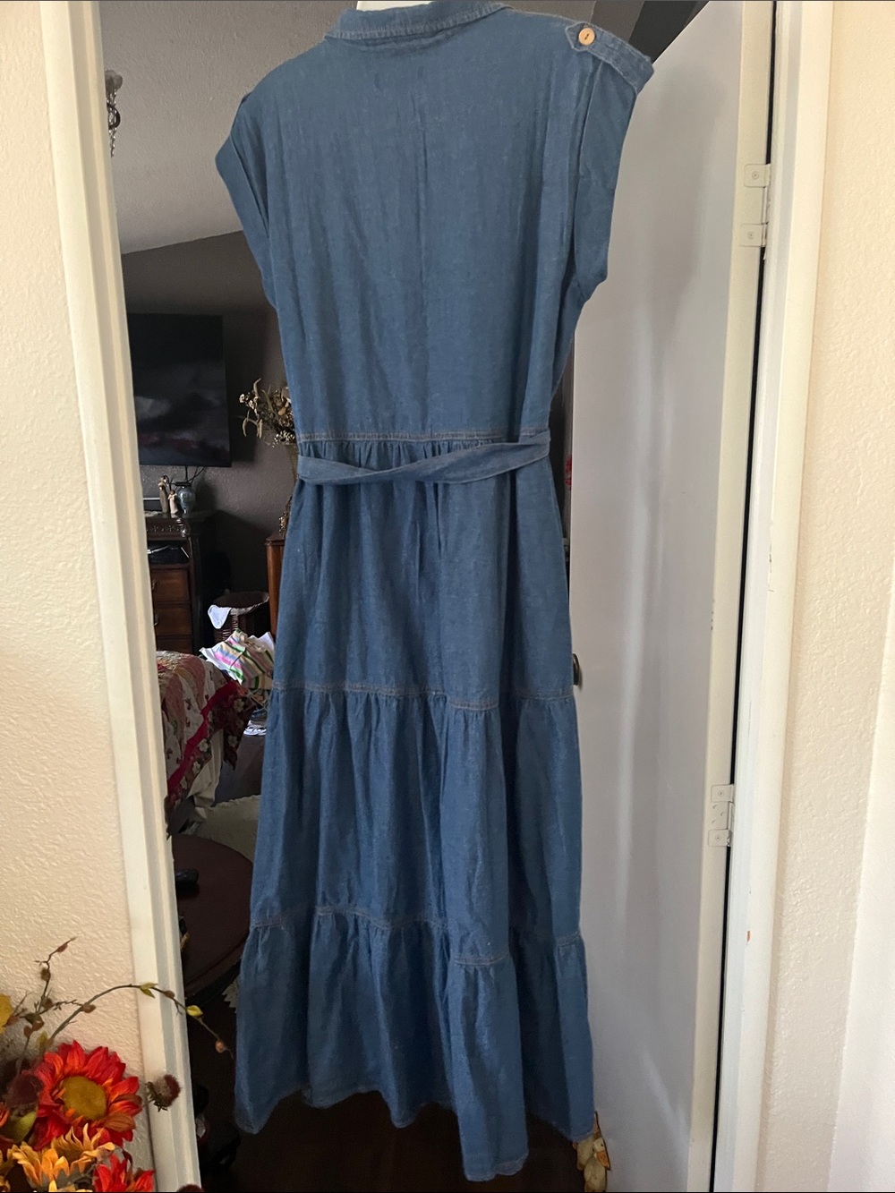 Denim Button-Front Maxi Dress with Tie Waist - Picture 5 of 7